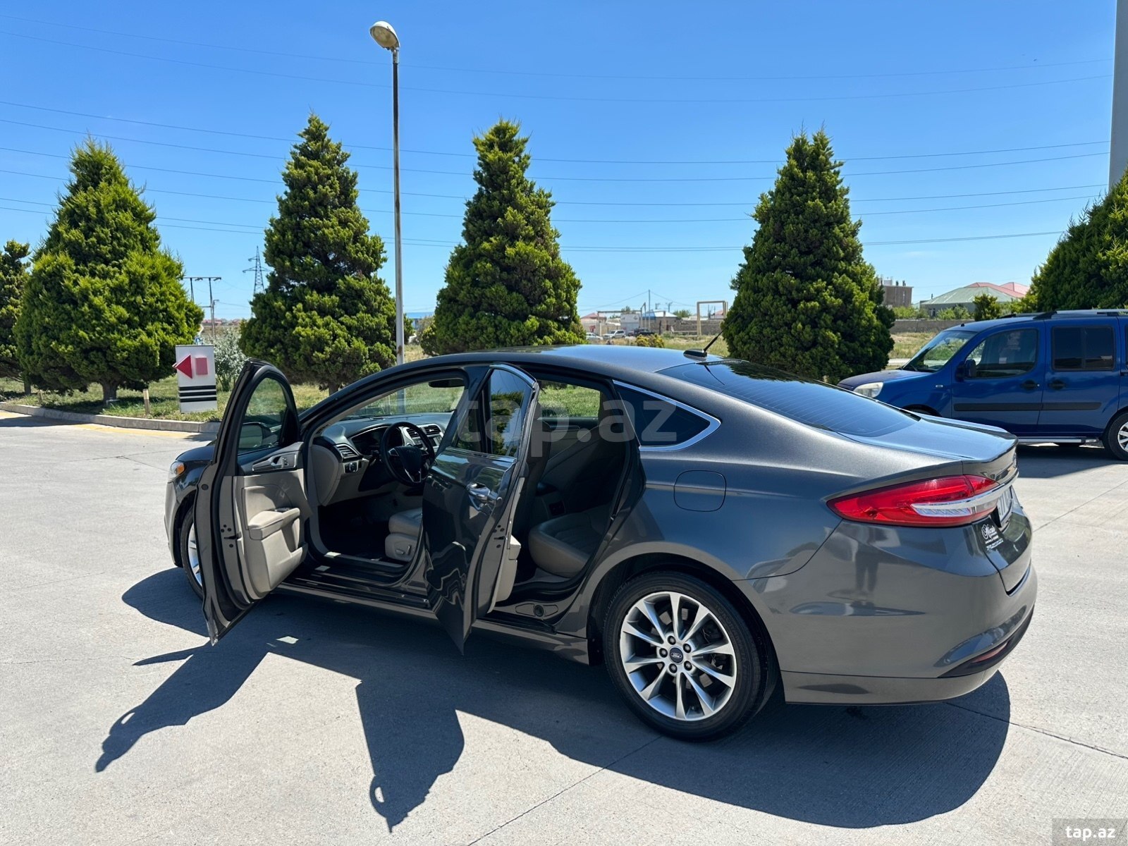 Ford Fusion, 2017 il (6)
