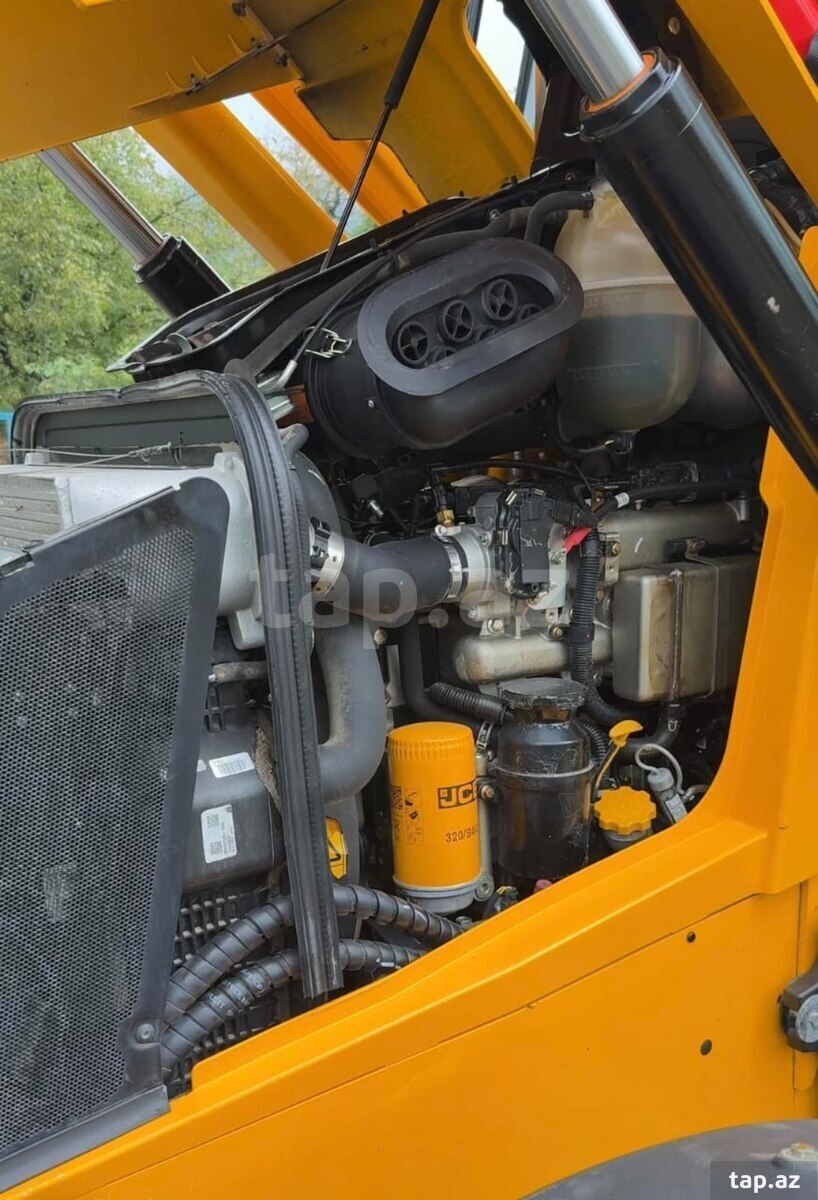 JCB, 2018 il (19)