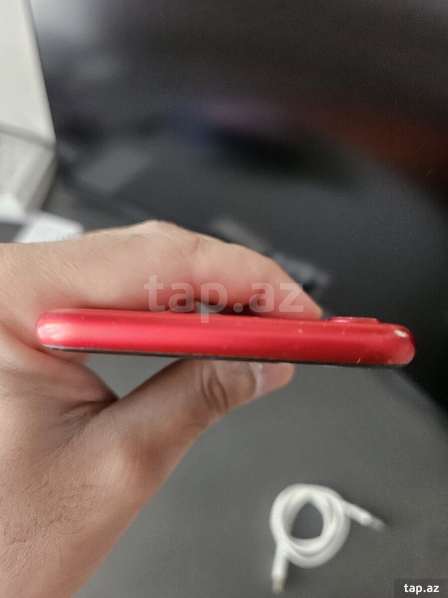 Apple iPhone SE (2020) Red 64GB/3GB