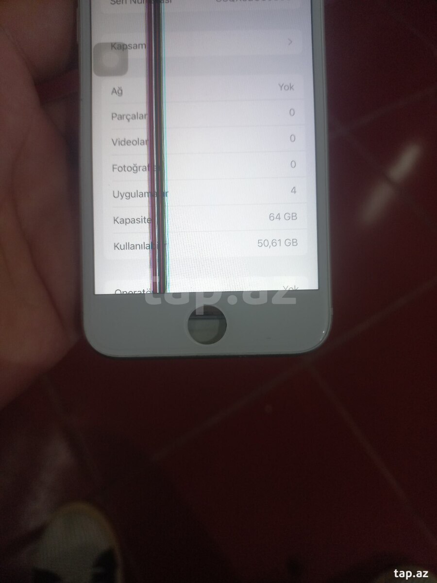 Apple iPhone 8 Silver 64GB (4)