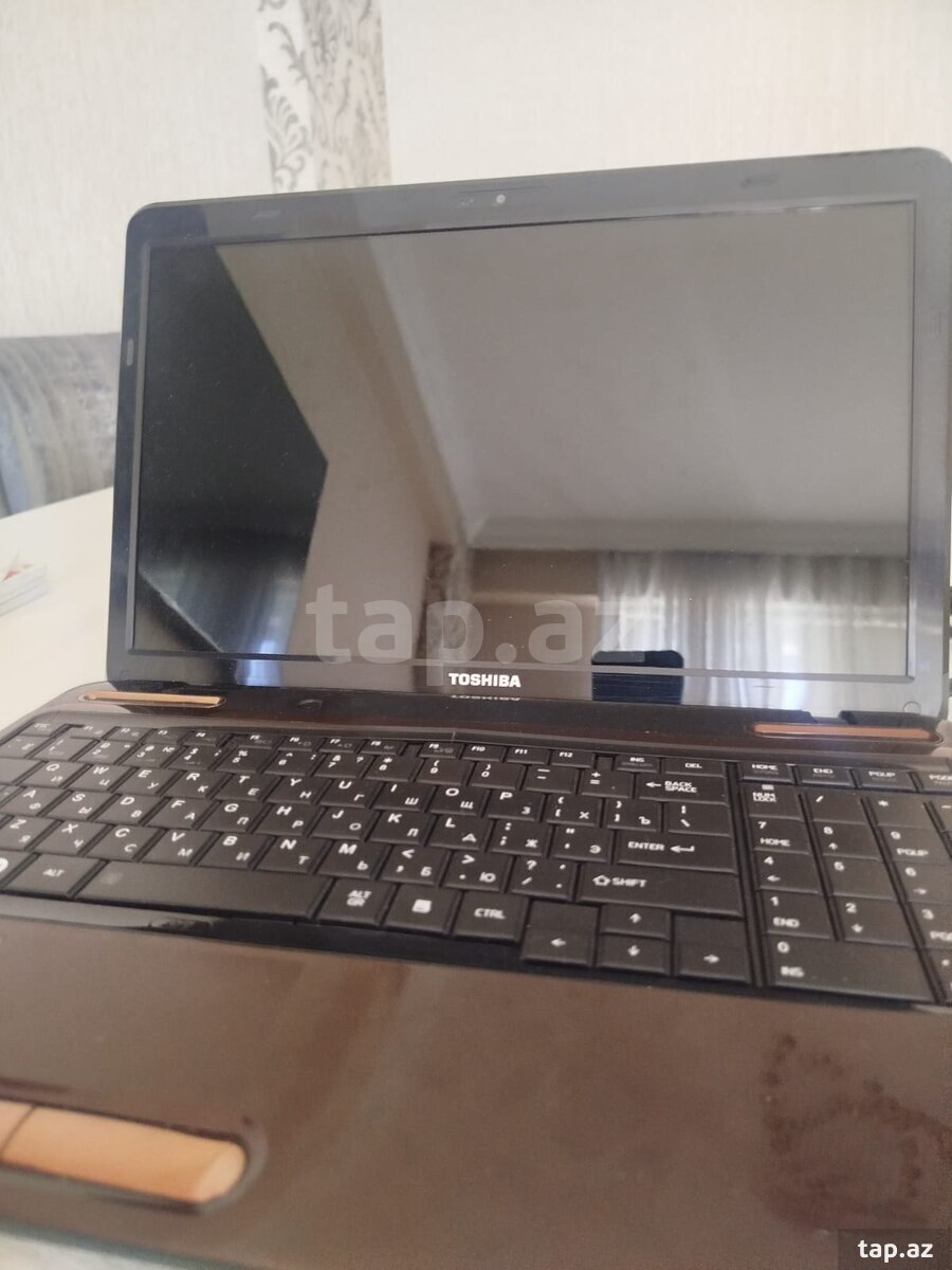 Noutbuk "Toshiba" (10)