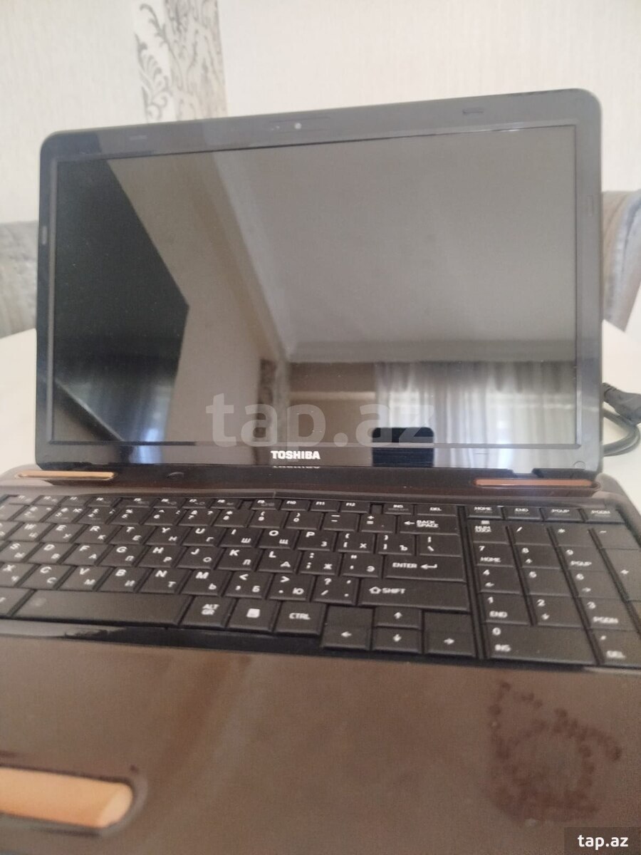 Noutbuk "Toshiba" (12)