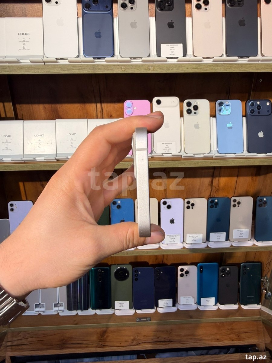 Apple iPhone 13 Pink 128GB/4GB (4)