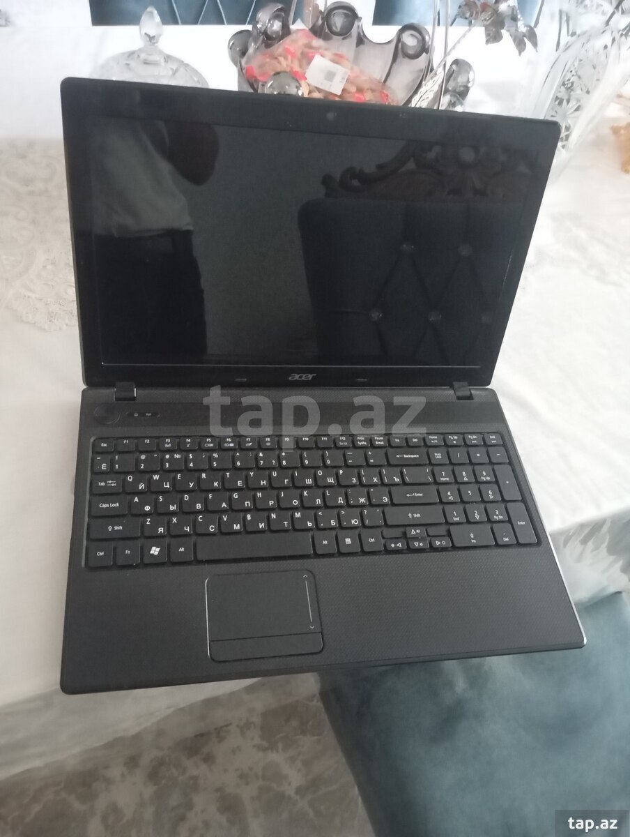 Noutbuk Acer (2)