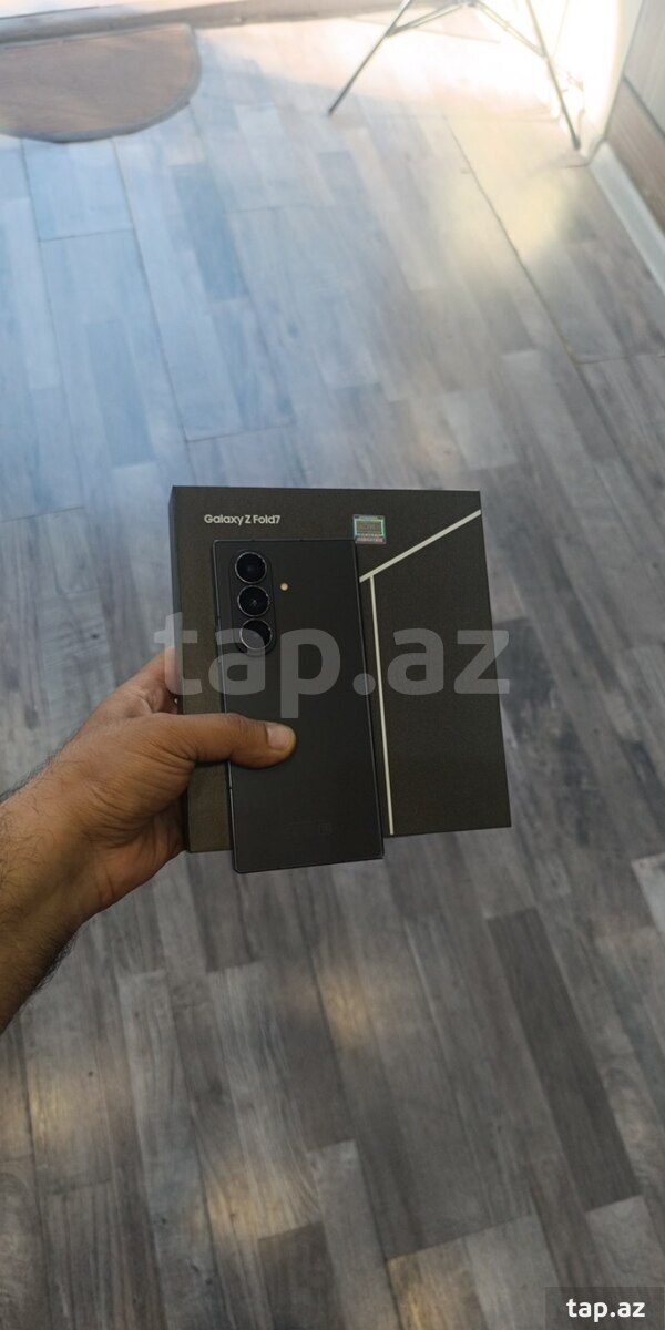 Samsung Galaxy Z Fold 7 Jet Black 256GB/12GB