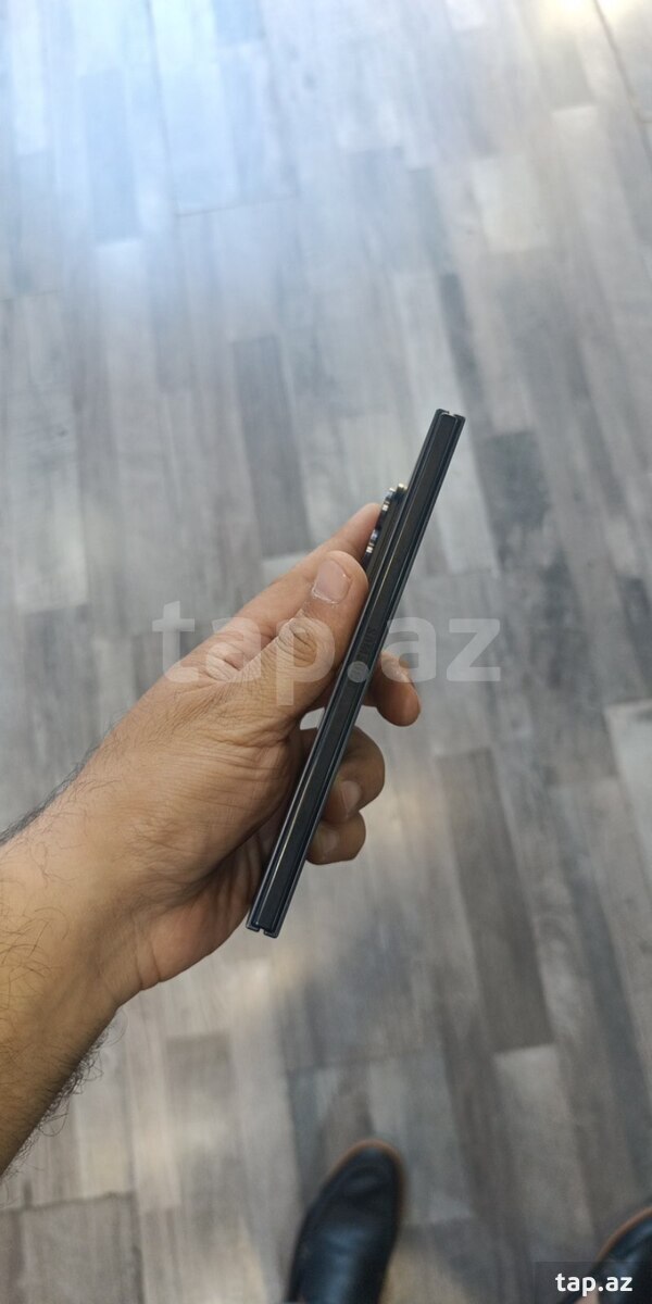 Samsung Galaxy Z Fold 7 Jet Black 256GB/12GB (3)