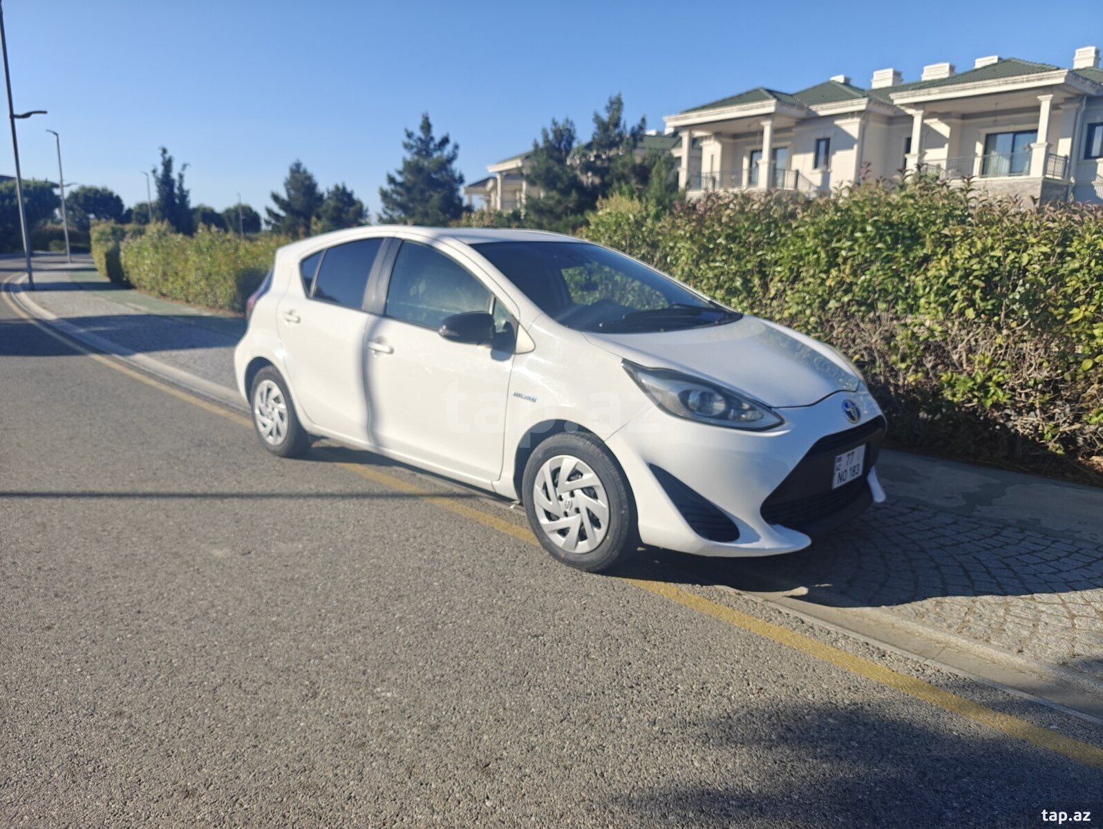 Toyota Aqua, 2017 il (6)