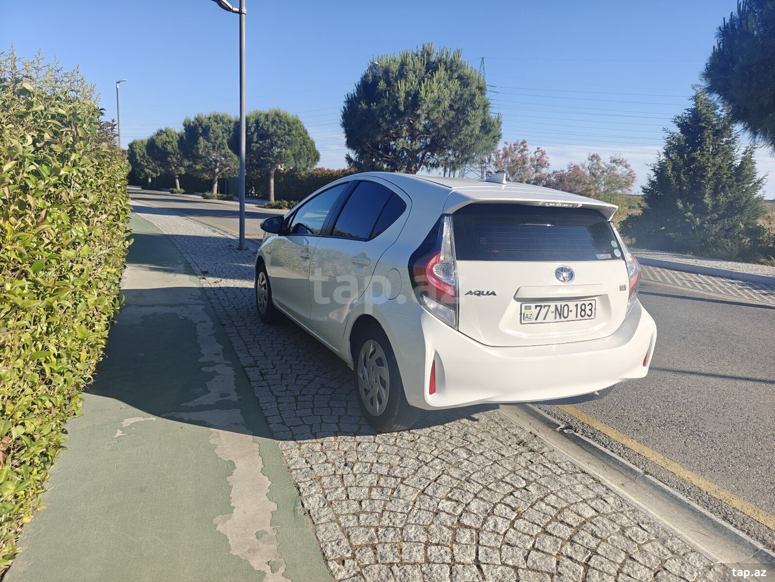 Toyota Aqua, 2017 il (8)