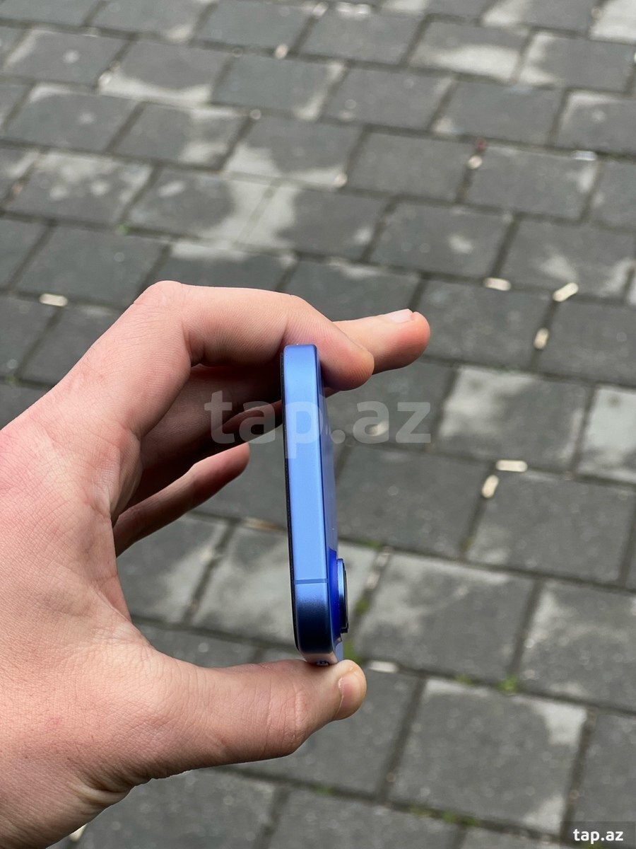 Apple iPhone 16 Ultramarine 128GB/8GB (6)