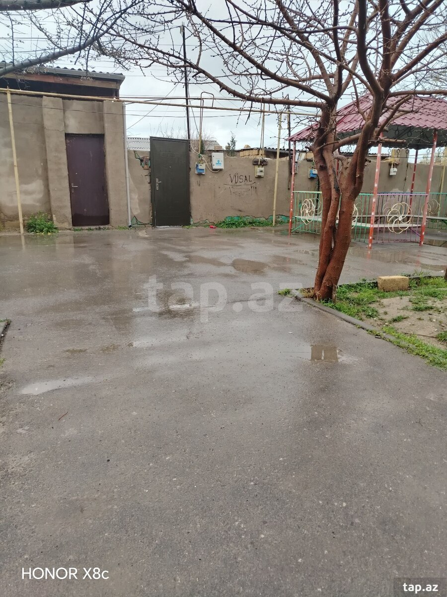 Həyət evi, Sumqayıt ş. (9)