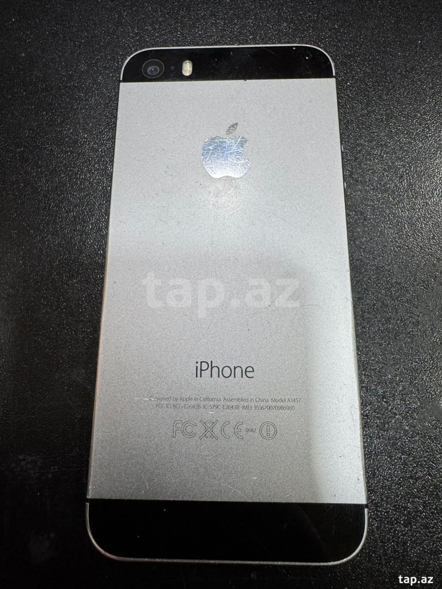 Apple iPhone 5S Space Gray 32GB (2)