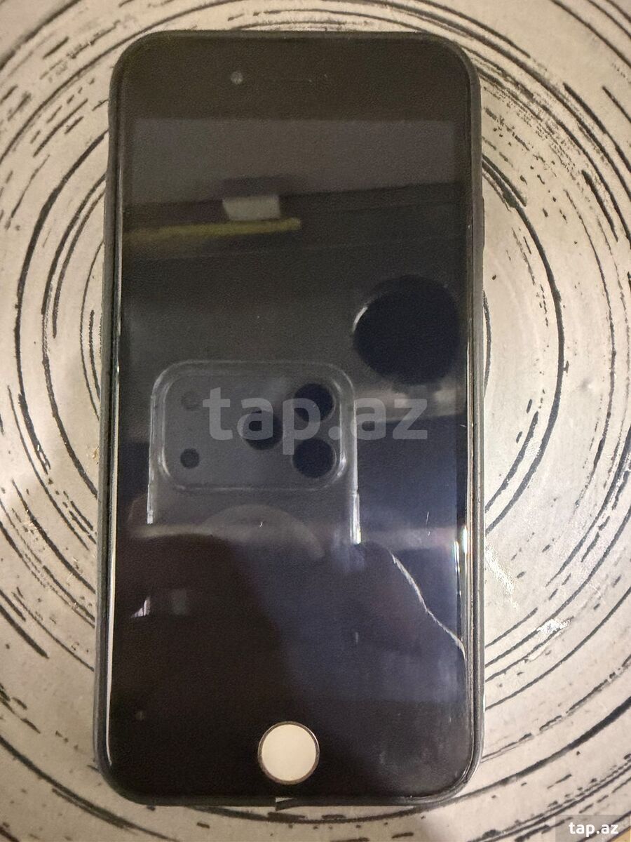 Apple iPhone 8 Gold 64GB (4)