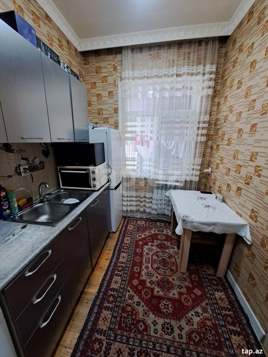 Həyət evi, Mübariz İbrahimov küç. (7)