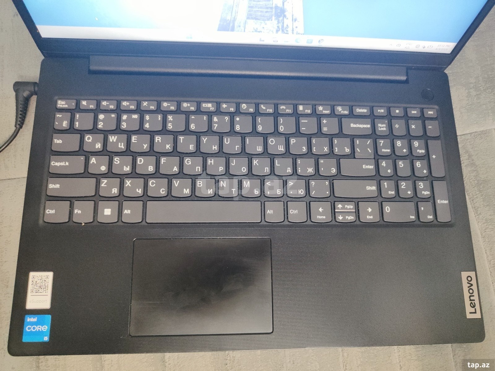 Noutbuk Lenovo (3)
