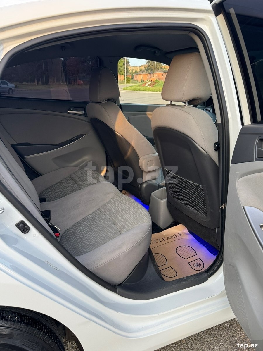 Hyundai Accent, 2017 il (8)