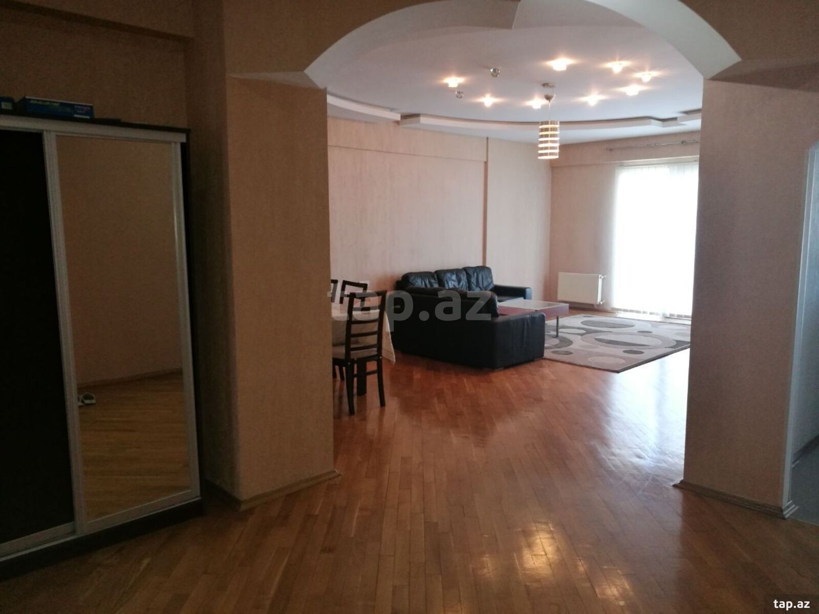 3-otaqlı yeni tikili kirayə verilir, 28 May m., 155 m² (4)