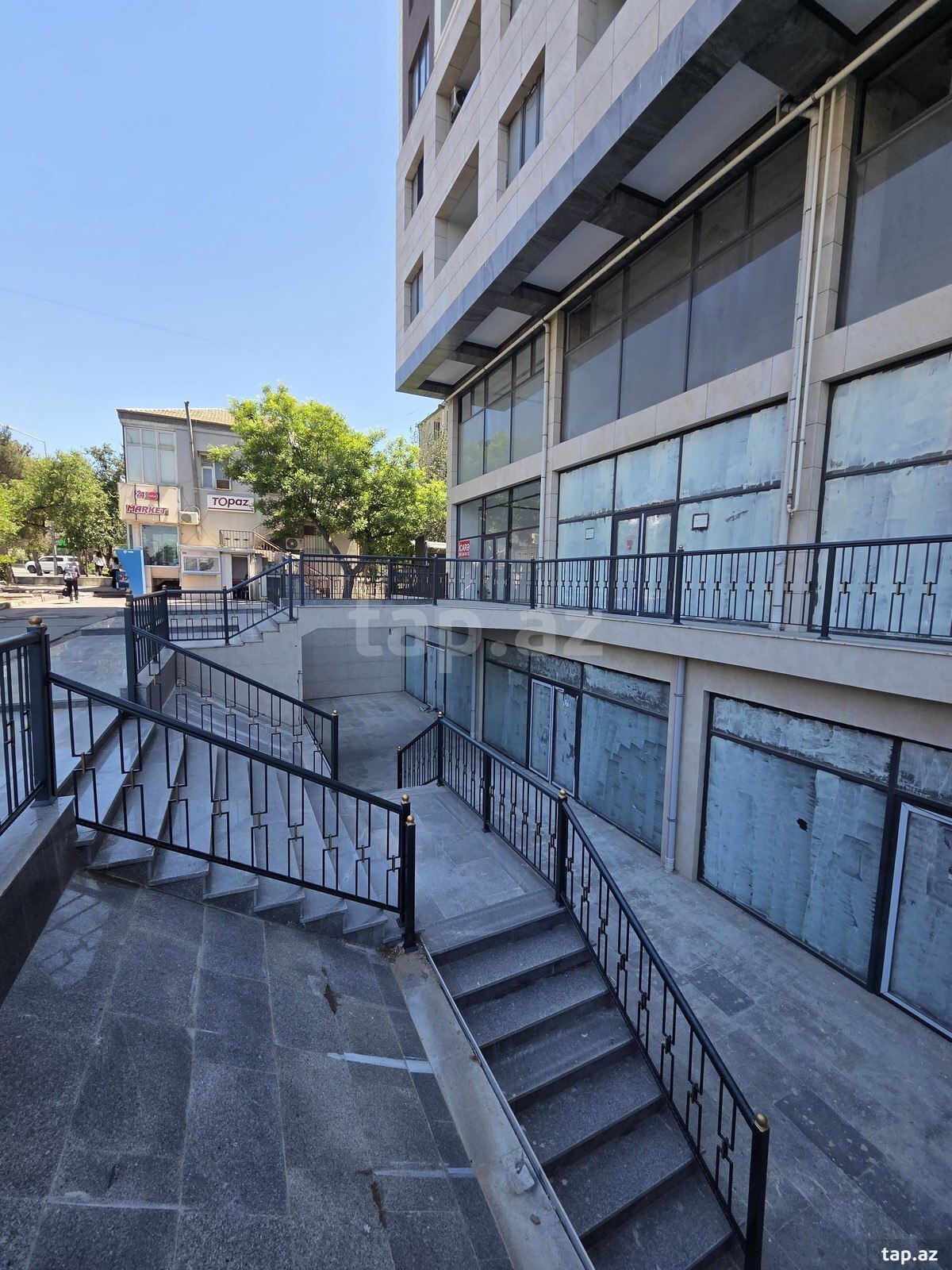Mağaza, Neftçilər m.