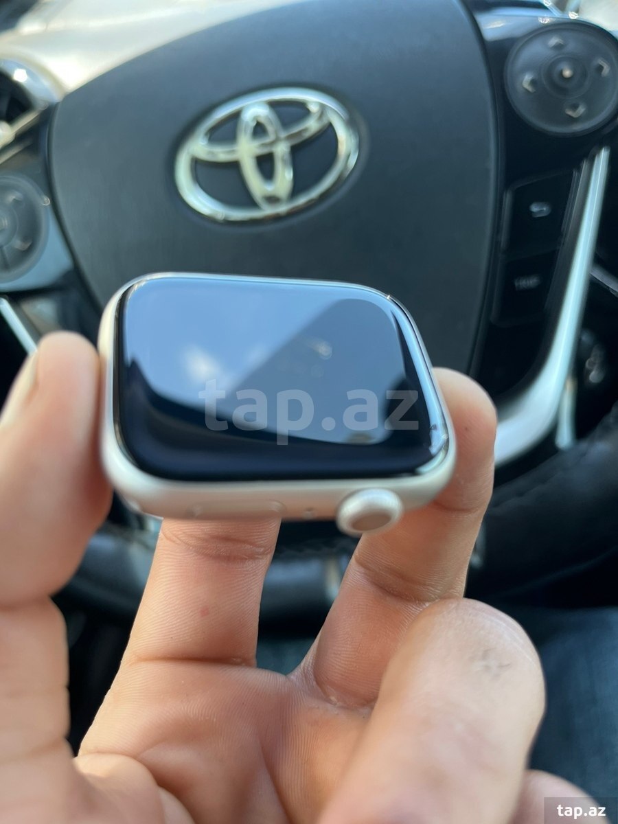 Apple Watch Series 9 Aluminum Cellular Silver 45mm