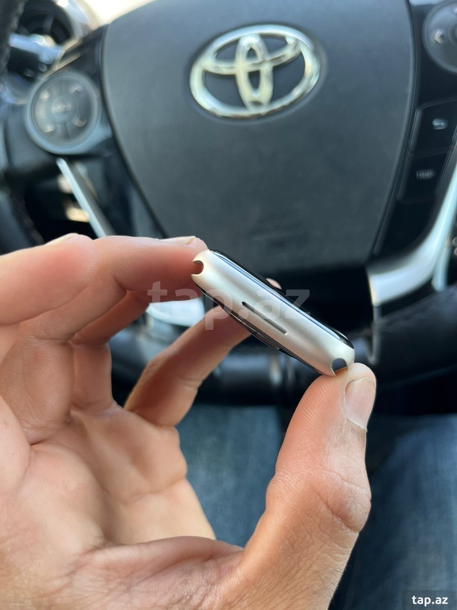 Apple Watch Series 9 Aluminum Cellular Silver 45mm (5)