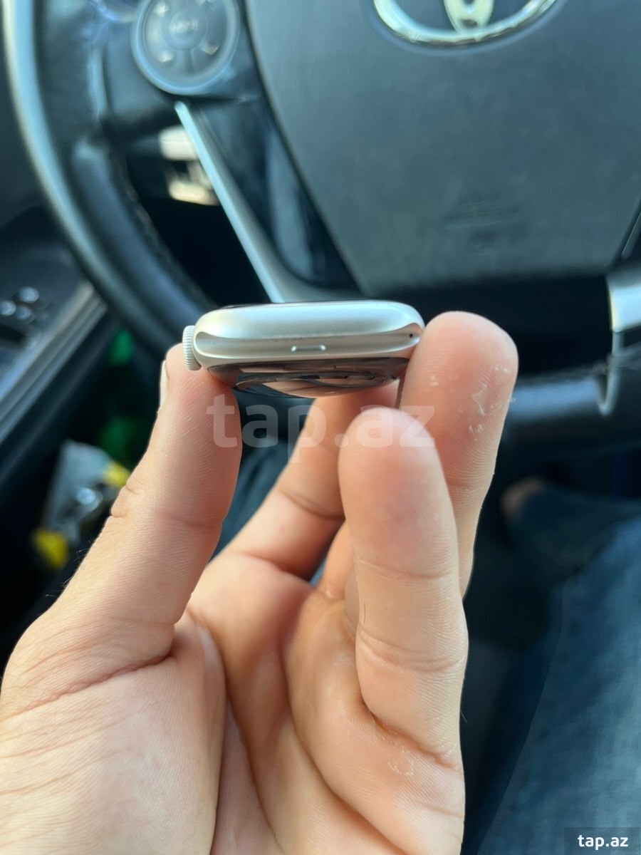 Apple Watch Series 9 Aluminum Cellular Silver 45mm (6)