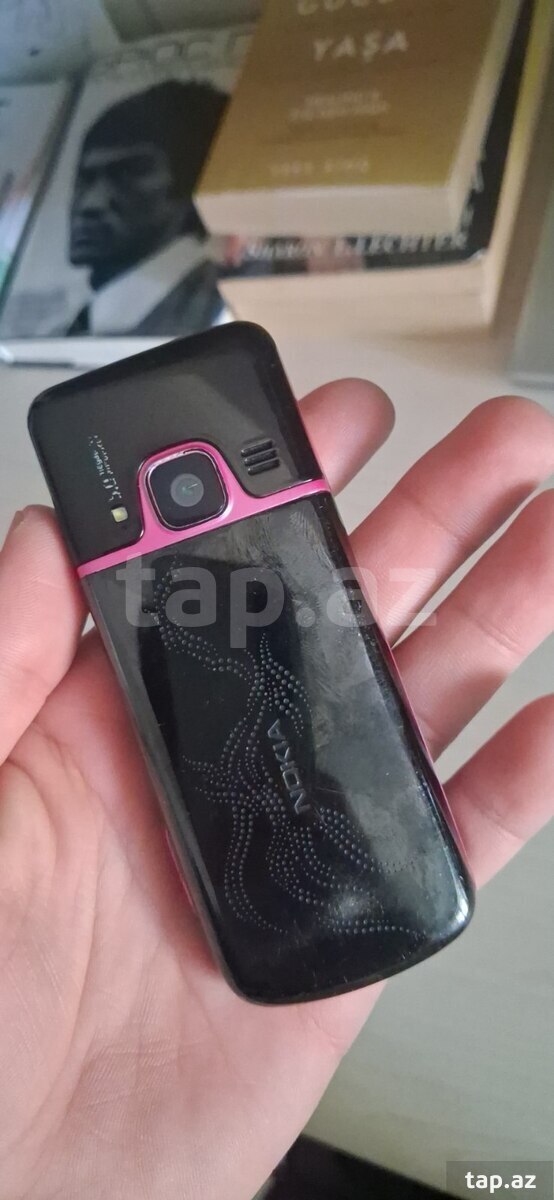 Nokia 6700 Black Metallic (2)