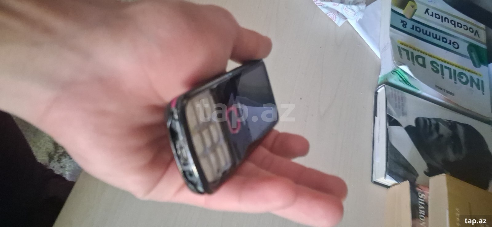 Nokia 6700 Black Metallic (3)