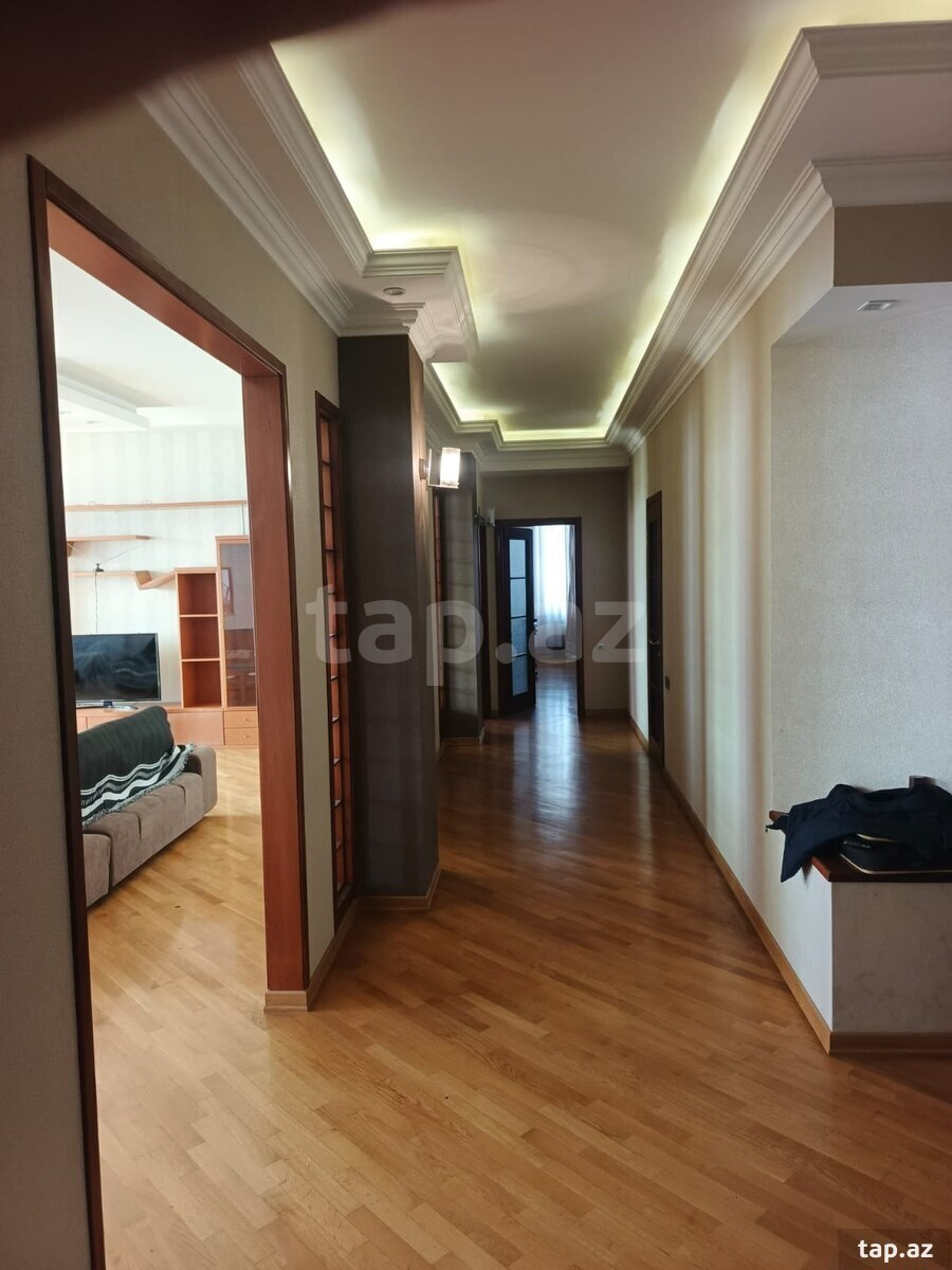 4-otaqlı yeni tikili kirayə verilir, 28 May m., 200 m² (15)