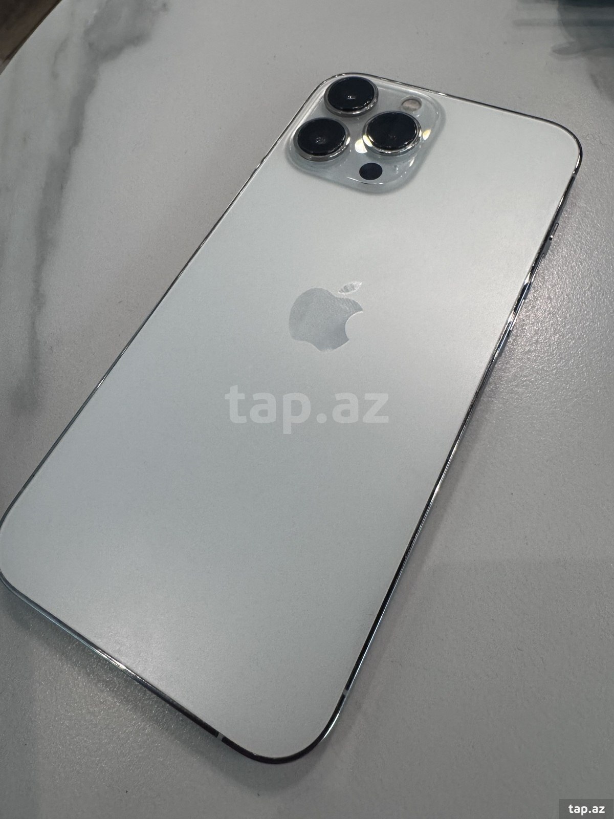 Apple iPhone 13 Pro Max Silver 256GB/6GB (2)