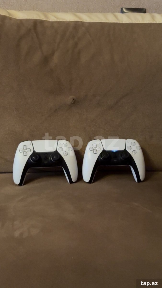 Sony PlayStation 5 (4)