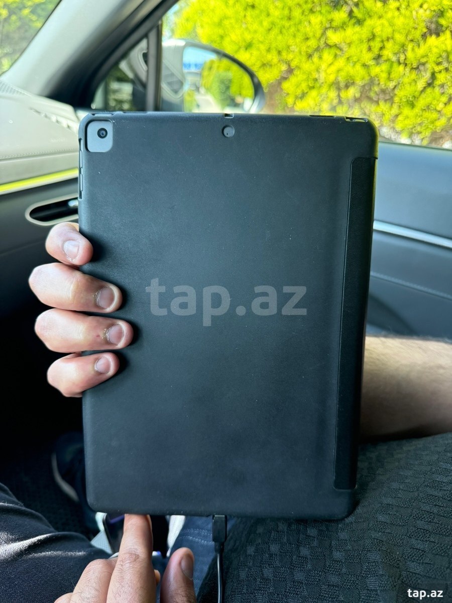 Apple iPad 10.2 (3)