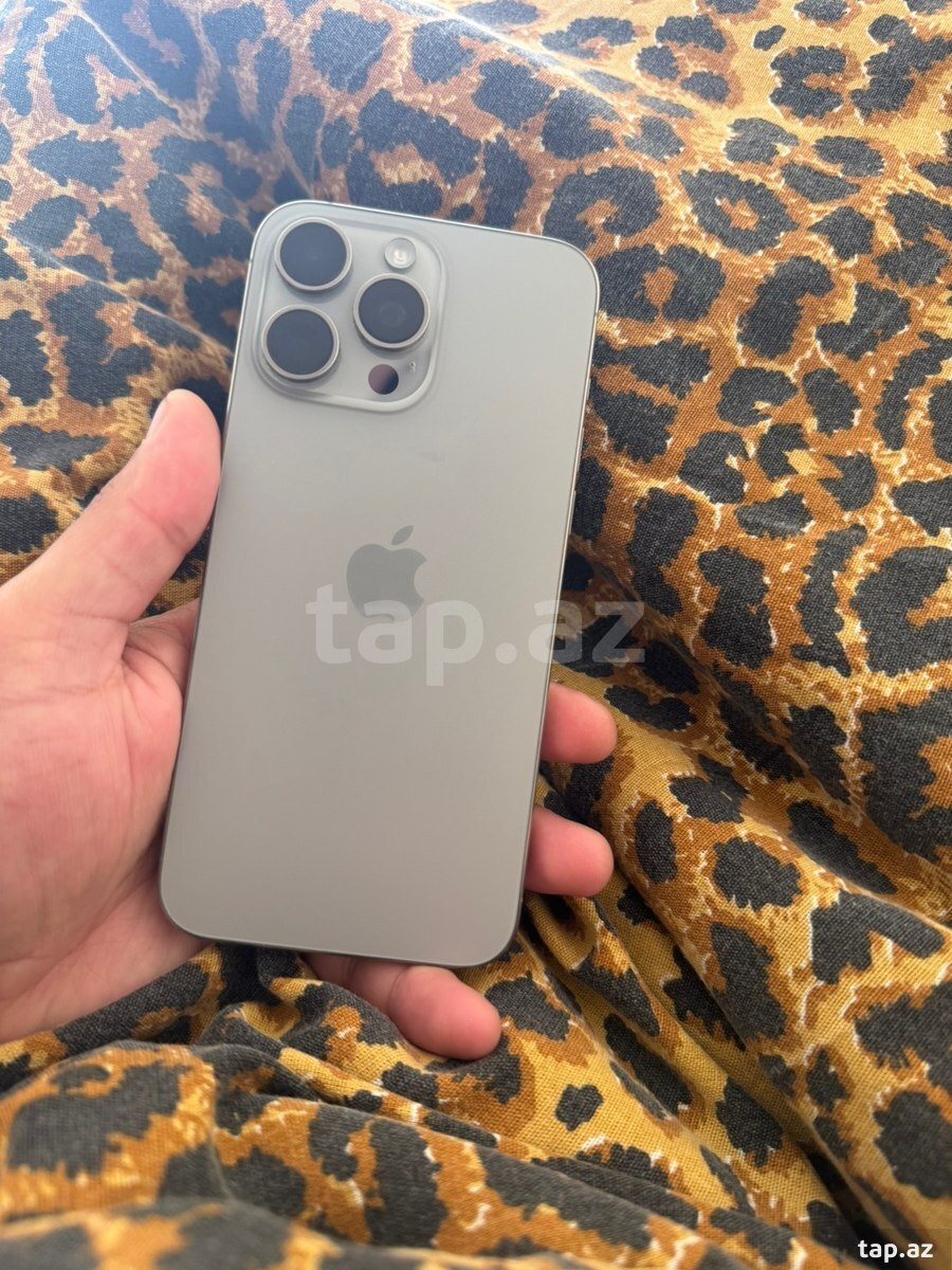 Apple iPhone 15 Pro Max White Titanium 256GB/8GB (2)