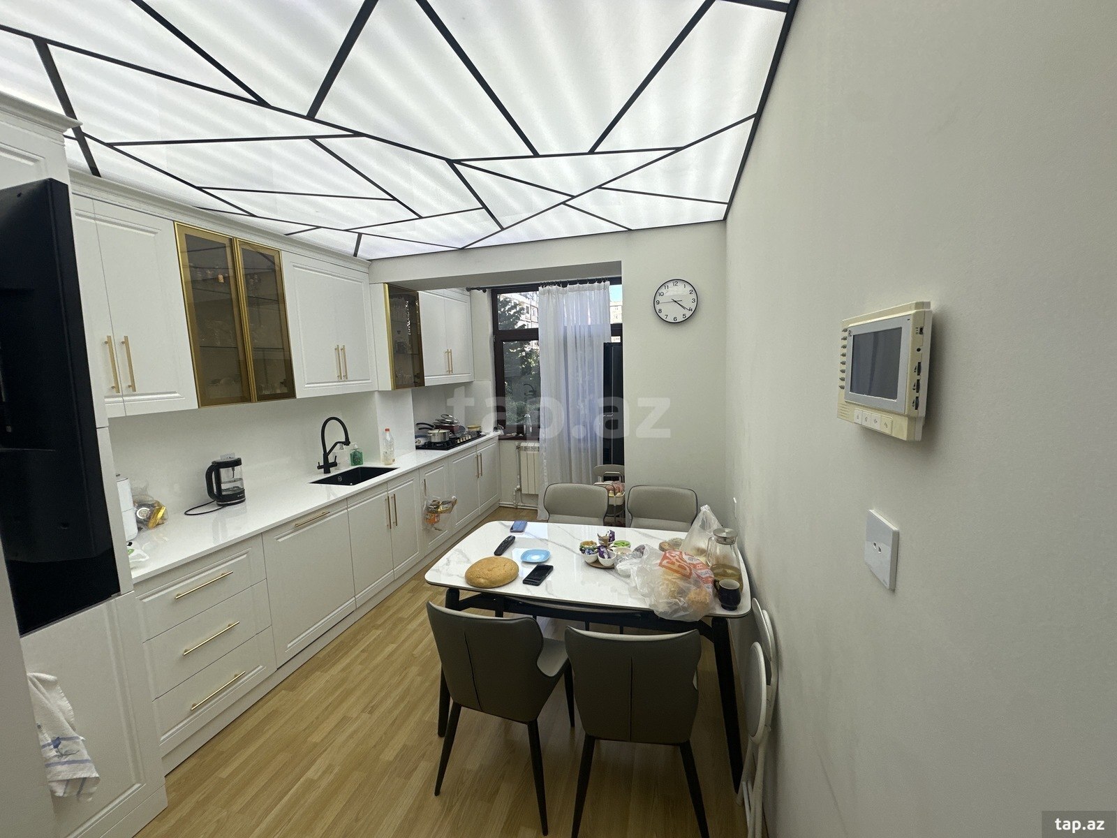 3-otaqlı mənzil, 7-ci mkr., 70 m² (2)