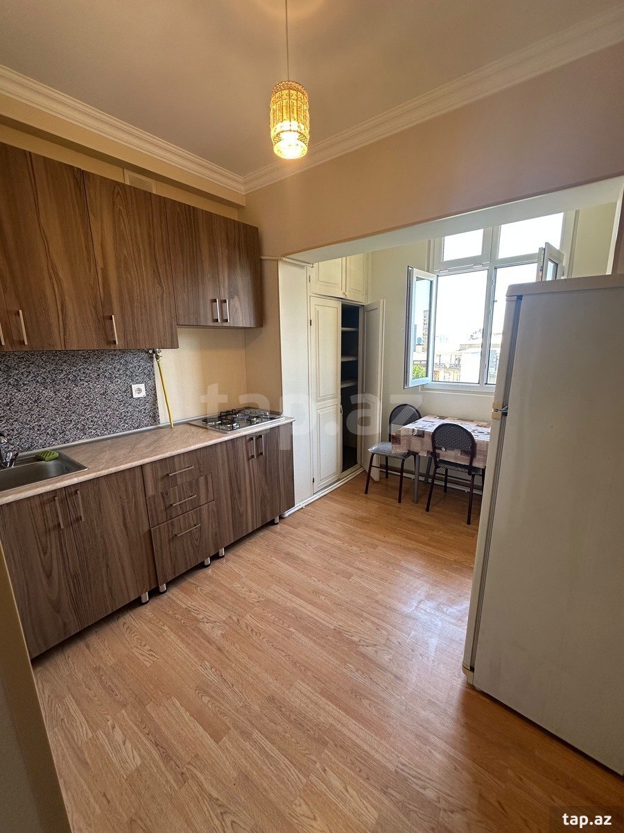 4-otaqlı mənzil kirayə verilir, Nizami r., 130 m² (9)