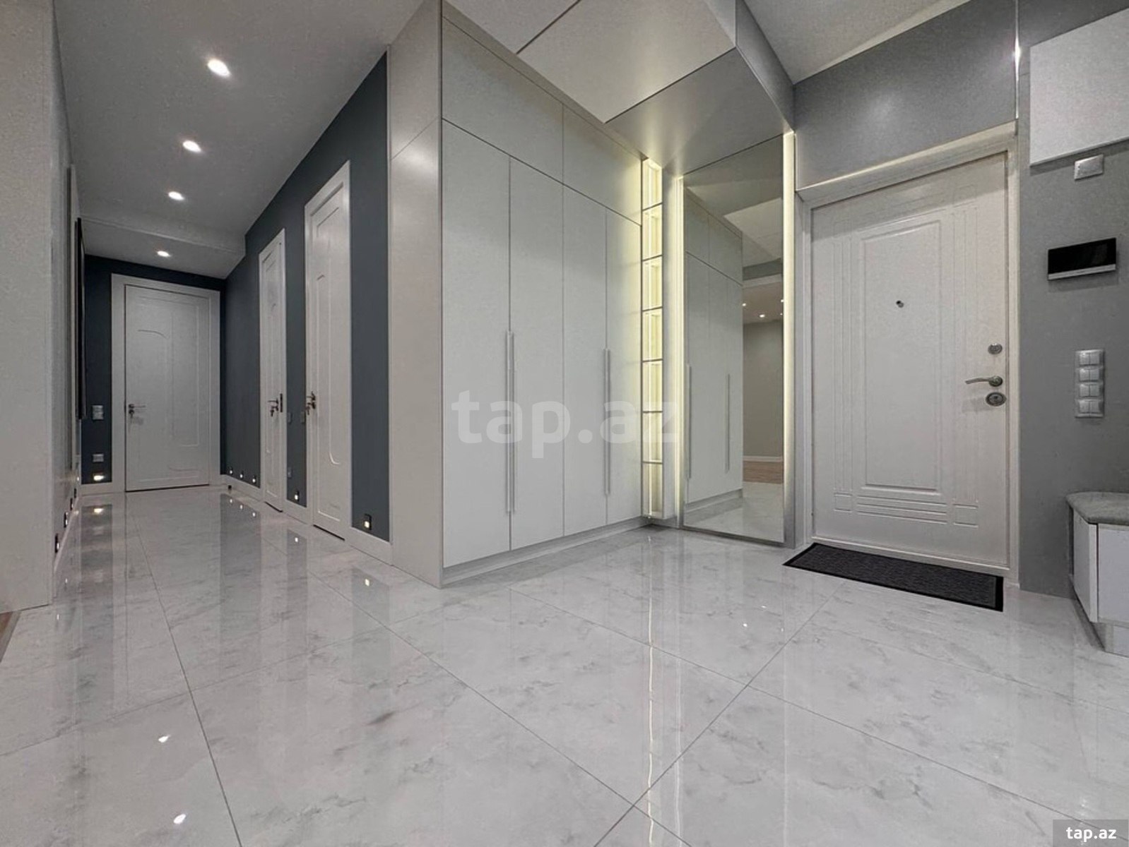4-otaqlı yeni tikili kirayə verilir, 28 May m., 250 m² (7)
