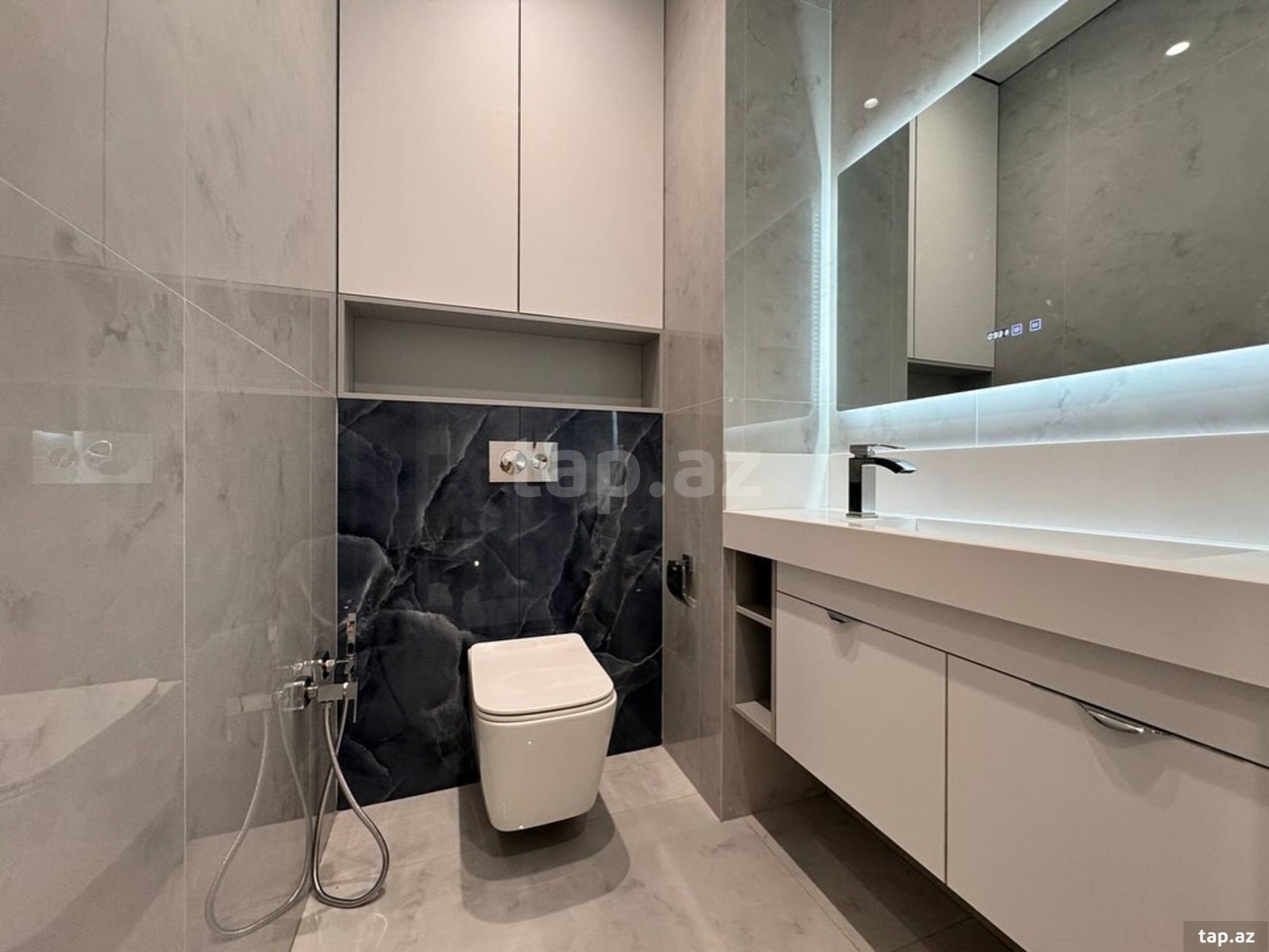 4-otaqlı yeni tikili kirayə verilir, 28 May m., 250 m² (9)