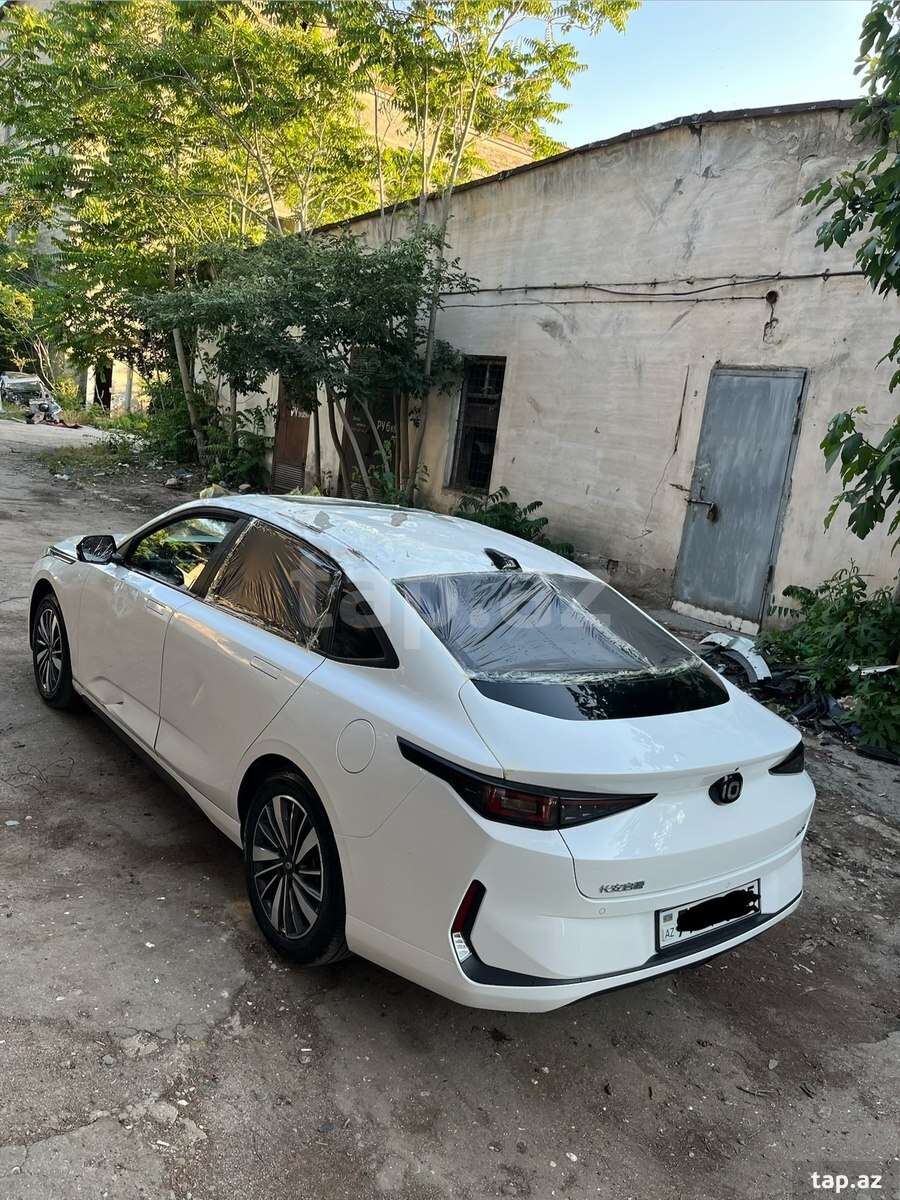 Changan Qiyuan A05, 2024 il (4)