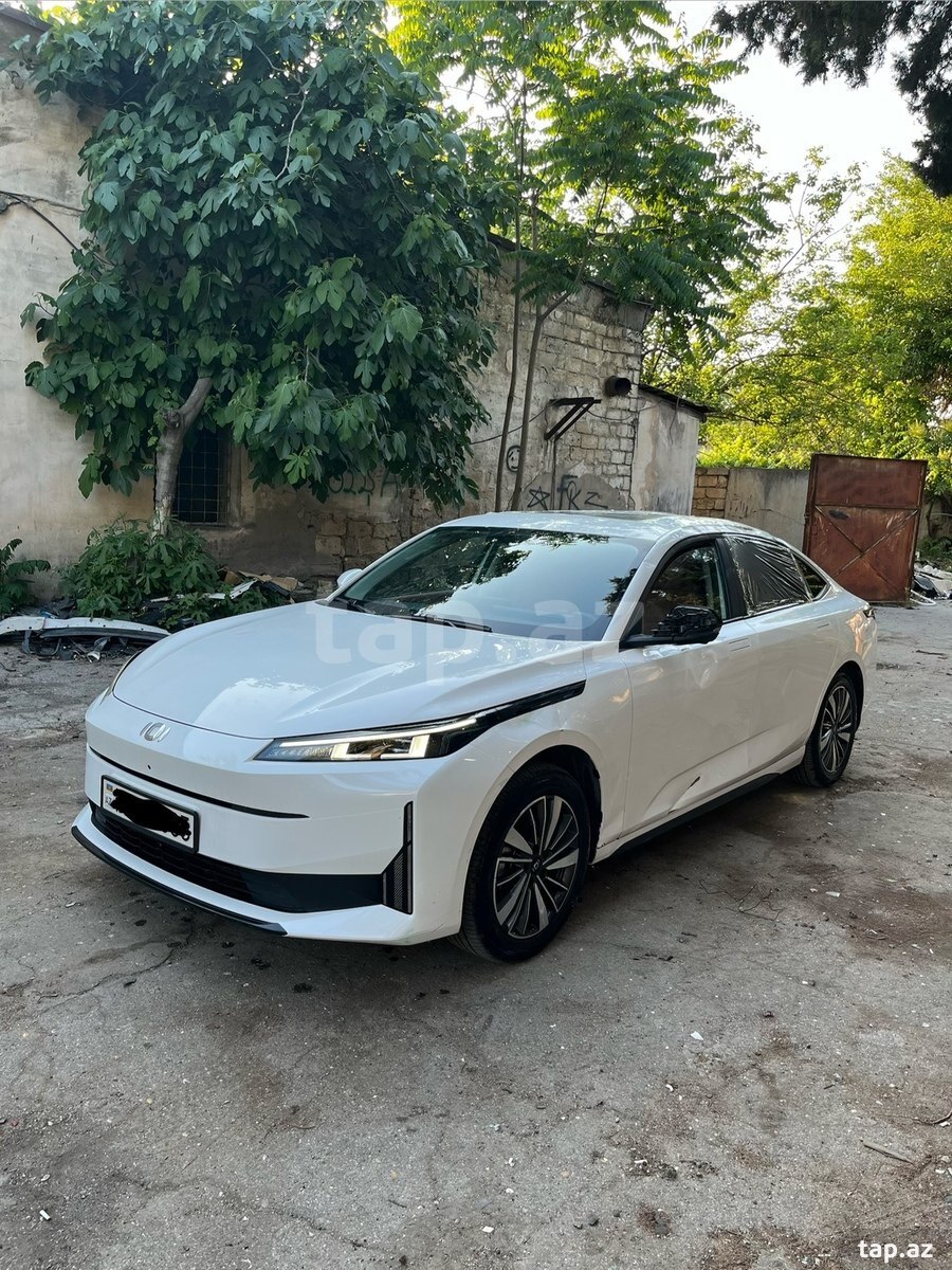 Changan Qiyuan A05, 2024 il (2)