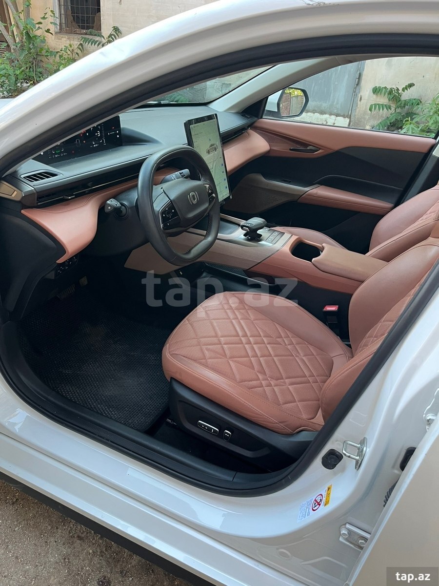 Changan Qiyuan A05, 2024 il (7)