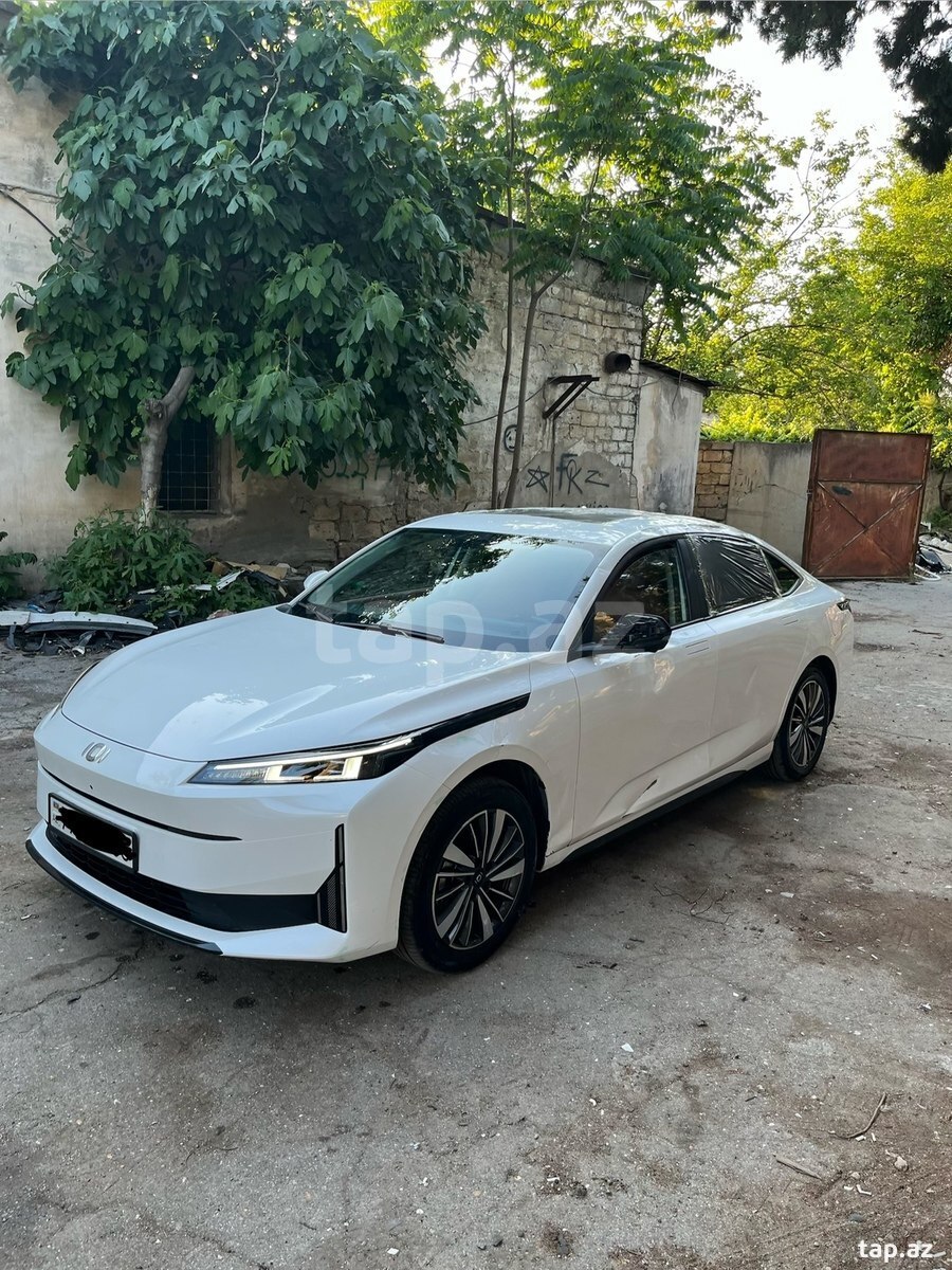 Changan Qiyuan A05, 2024 il (6)