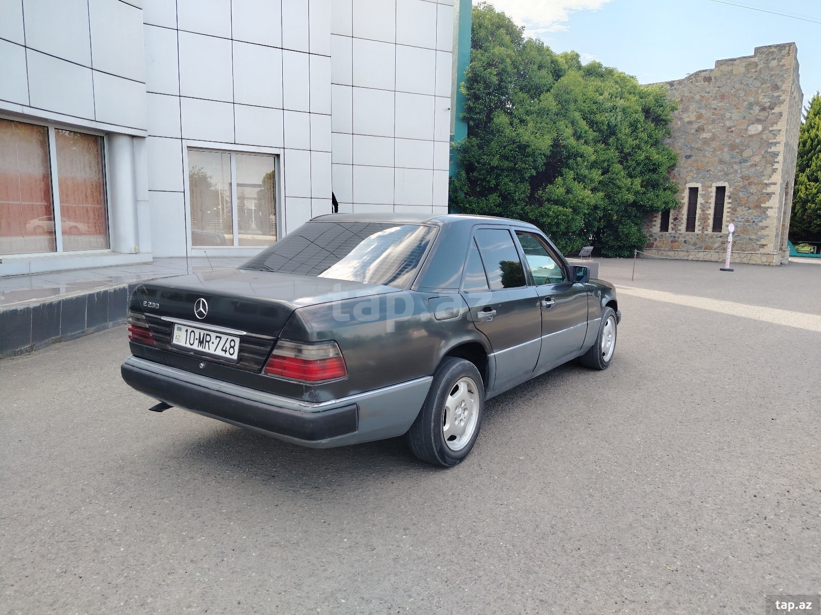 Mercedes 230, 1988 il (7)