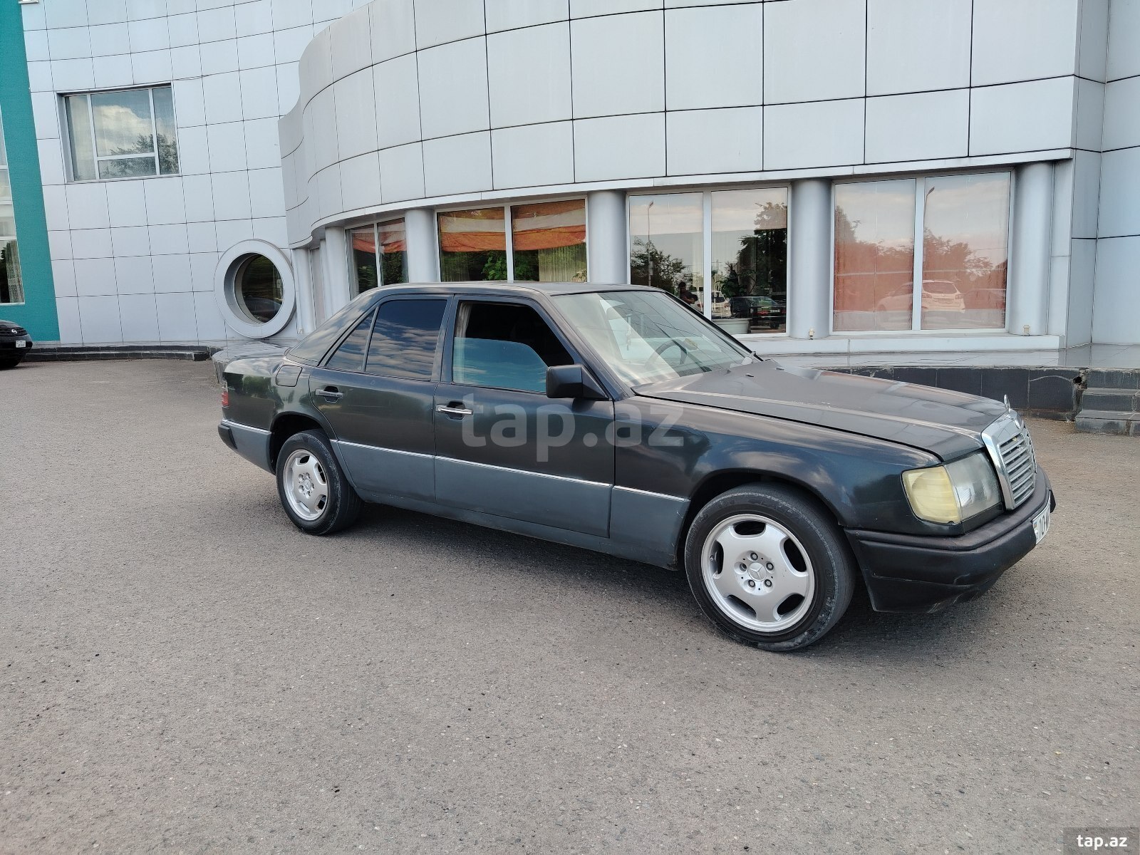 Mercedes 230, 1988 il (6)