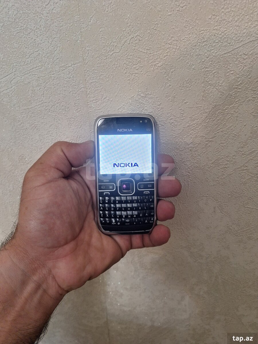 Nokia E72 Zodium Black (2)