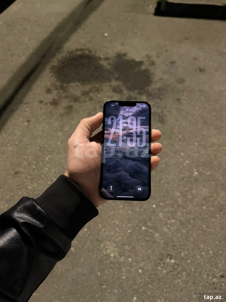 Apple iPhone 13 Midnight 128GB/4GB (2)
