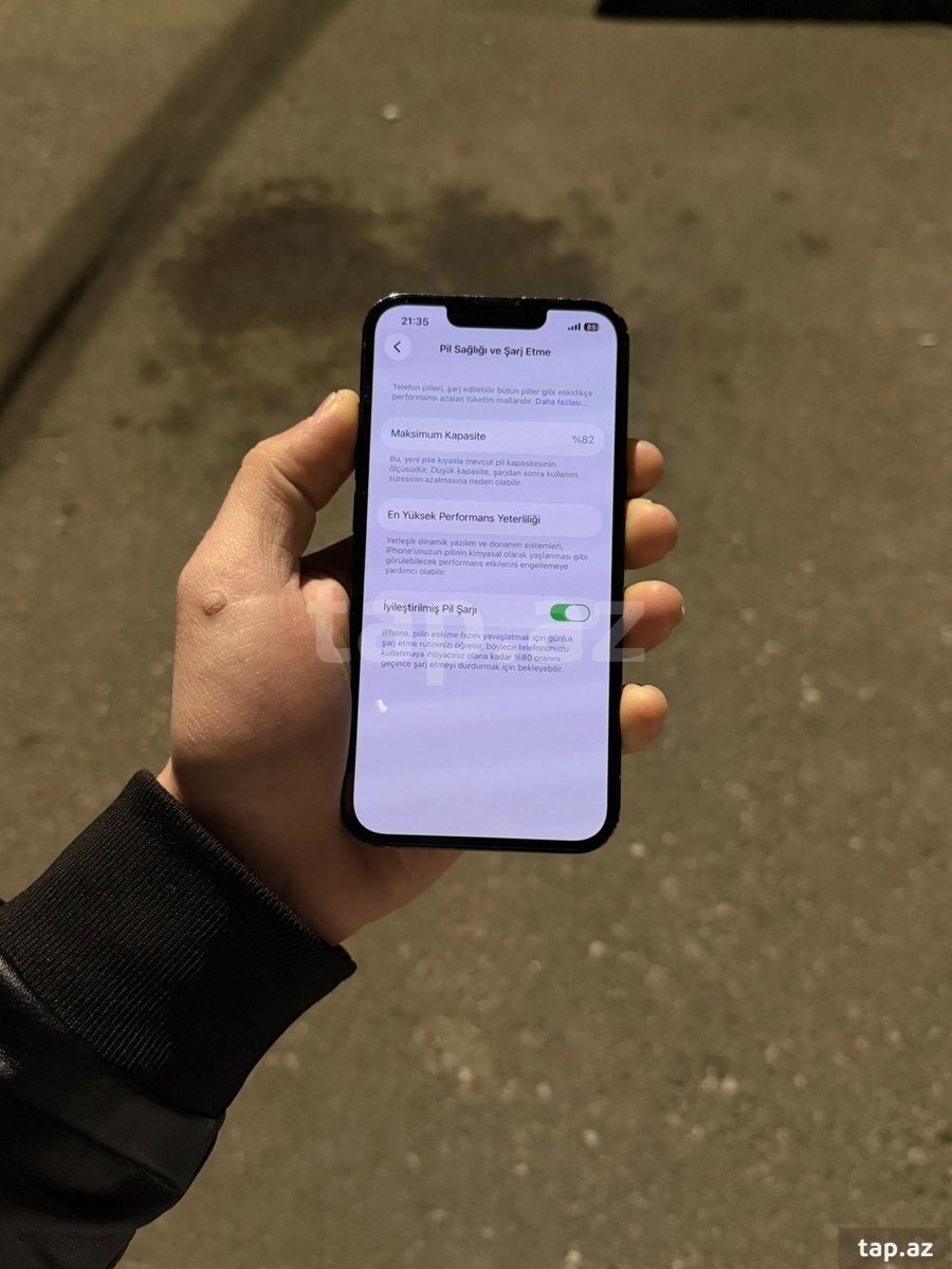 Apple iPhone 13 Midnight 128GB/4GB (3)
