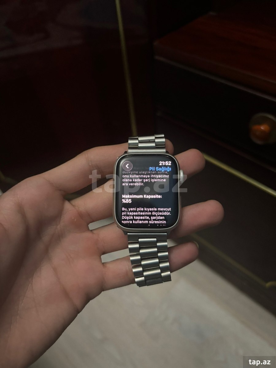 Apple Watch Series 8 Aluminum Silver 45mm (3)