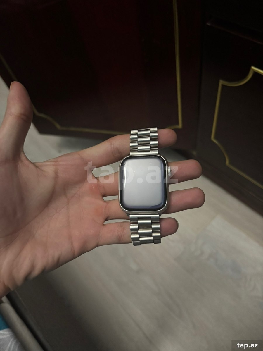 Apple Watch Series 8 Aluminum Silver 45mm