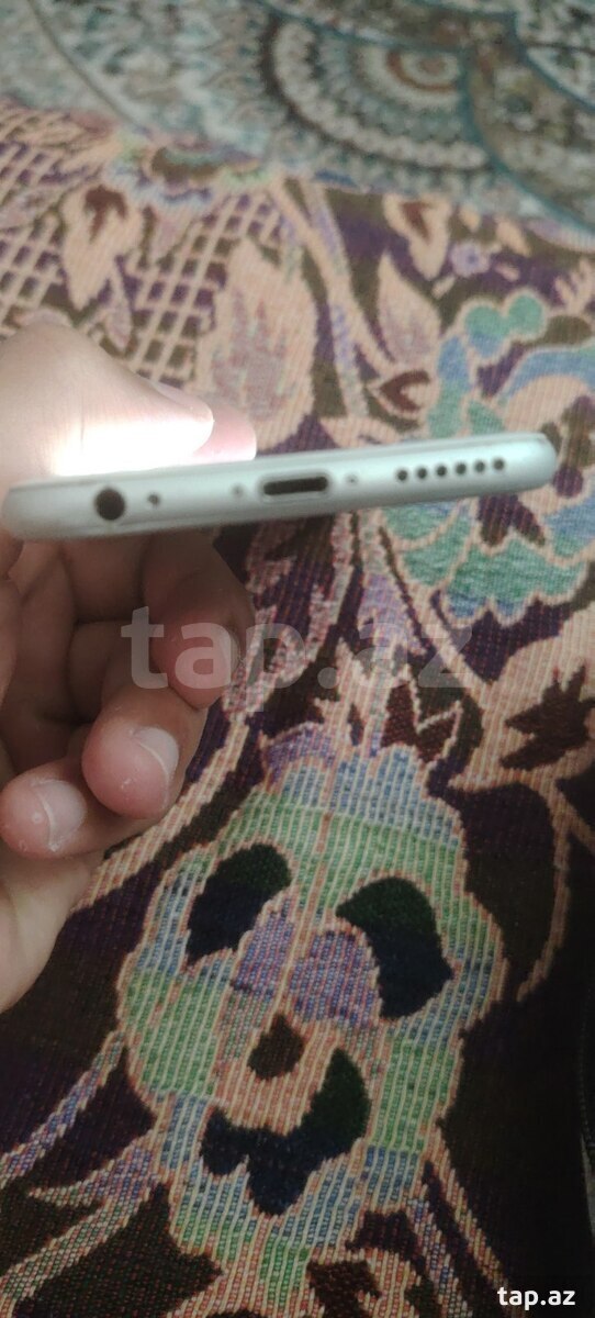 Apple iPhone 6 Space Gray 16GB (3)