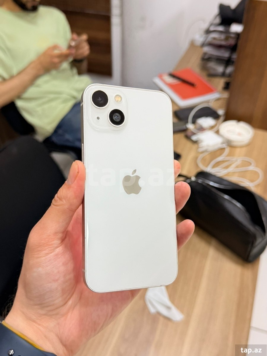 Apple iPhone 13 Starlight 256GB/4GB