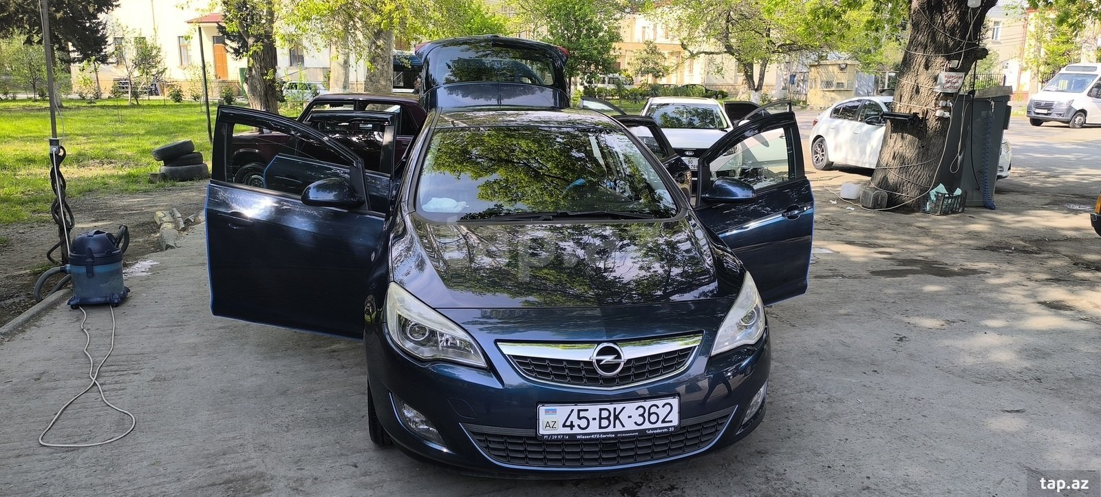 Opel Astra, 2011 il