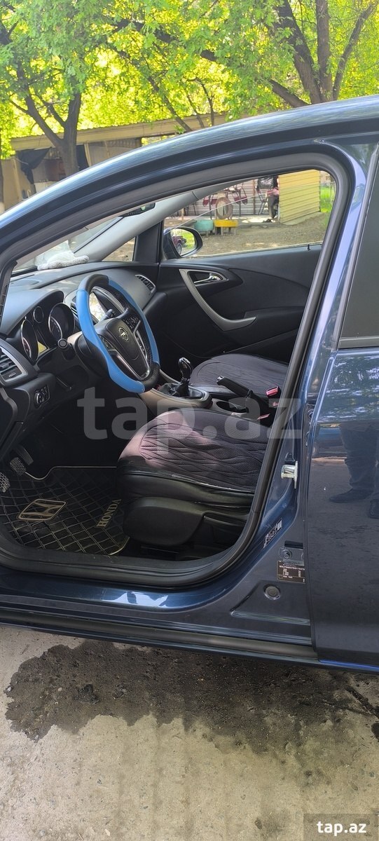 Opel Astra, 2011 il (7)